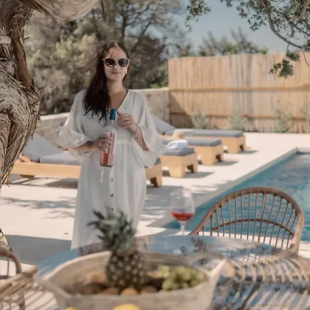 Ammolofos Luxury & Apartment Aliko Beach